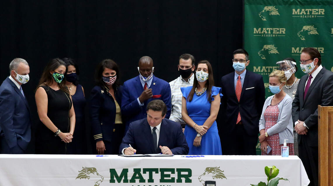 DeSantis signs bill to increase starting pay for teachers