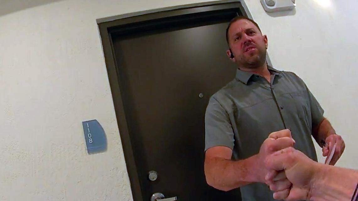 Suspended deputy didn’t ask man accused of killing his wife about his guns