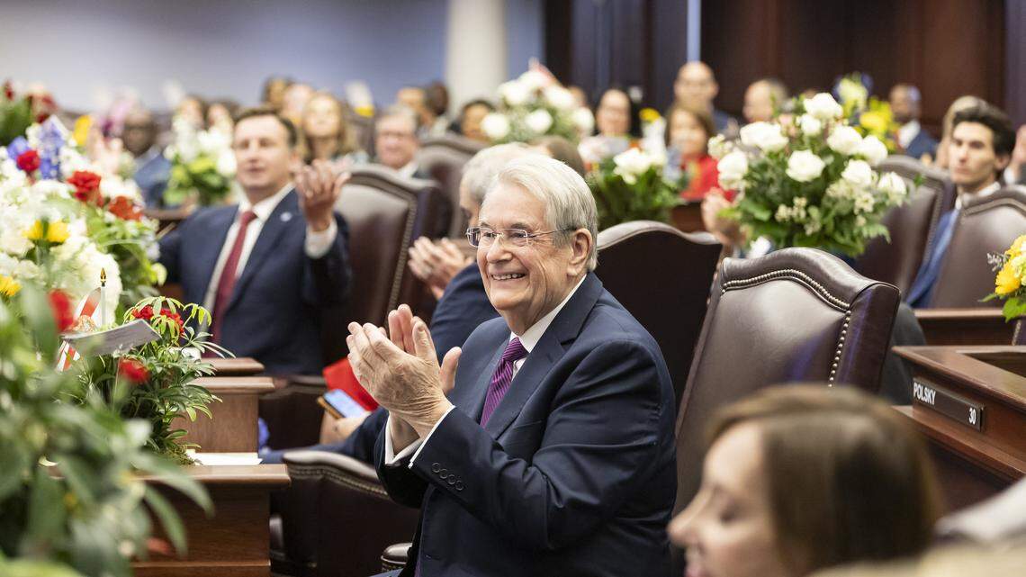 Why four Florida senators are pushing for reunification in a child-custody case