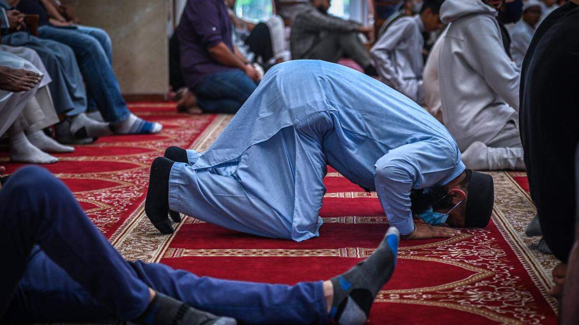 What is Ramadan and how do Muslims in South Florida celebrate the holiest month?