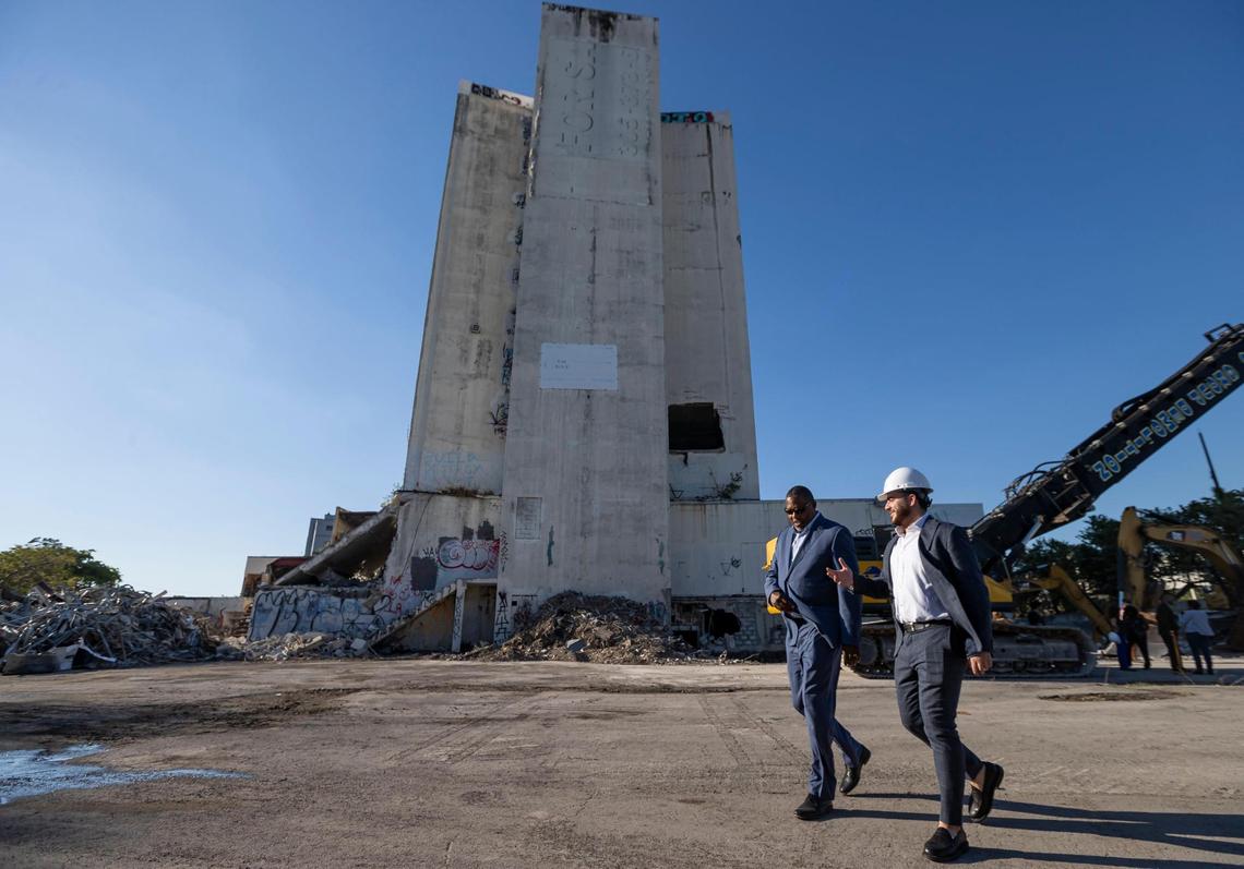 Miami Gardens Mayor Rodney Harris, left, and Aaron Haimov, the president of The Haimov Group, visit the site of the former Parkway Medical Center West near the Palmetto Expressway at the Golden Glades Interchange on Tuesday, Feb. 28, 2023, in Miami Gardens, Fla.