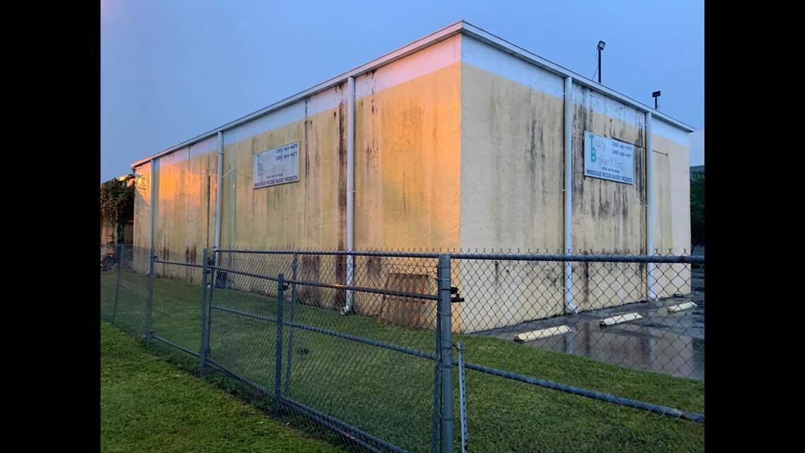 Miami baker of Cuban bread and pastelitos for retail stores fails inspection — again