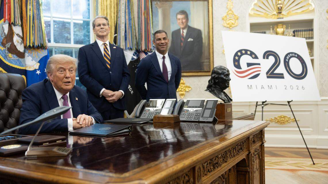 Miami Mayor Francis Suarez, right, with President Donald Trump and U.S. Treasury Secretary Scott Bessent as the president announces plans to host the 2026 G20 summit in Doral during a briefing in the Oval Office on Sept. 5, 2025, in Washington.