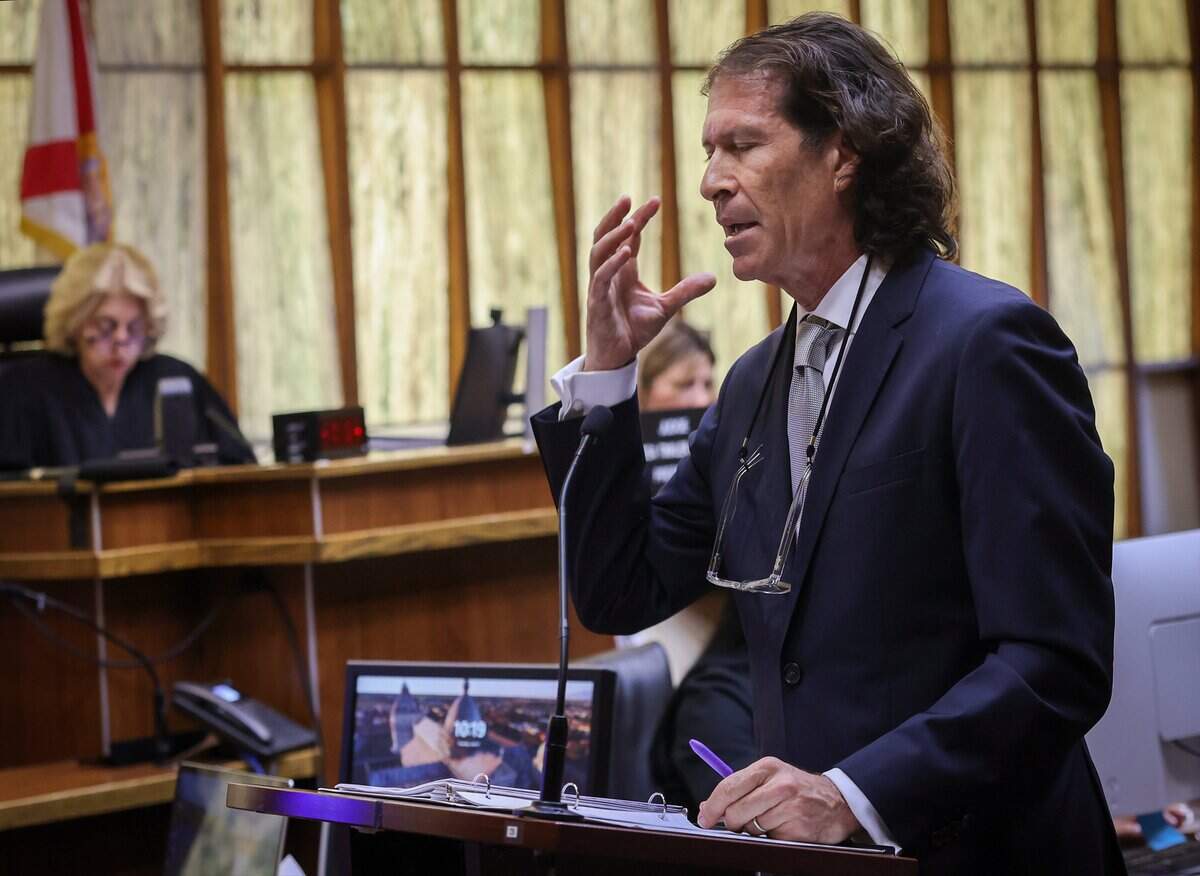 Defense attorney Howard Srebnick delivers the defense’s opening statement on Tuesday, June 9, 2026, in the trial of George Pino.