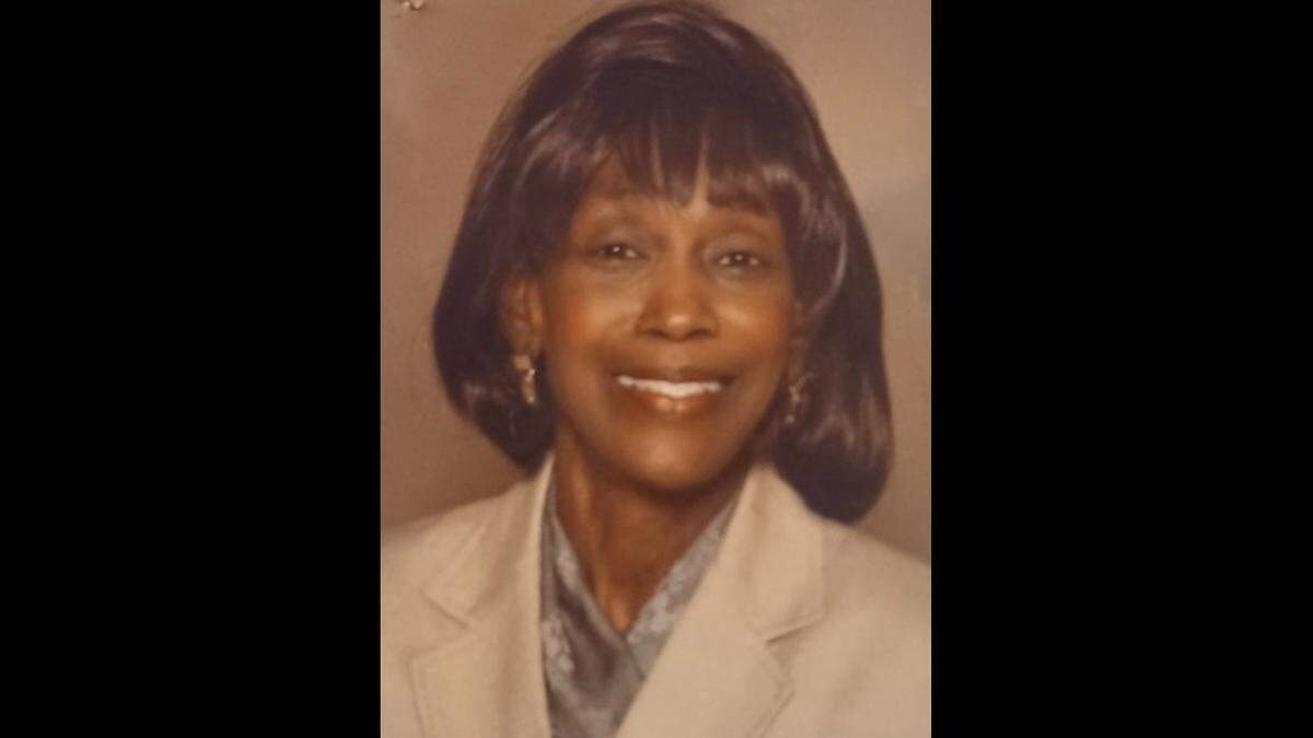 Delores Collie Lockett