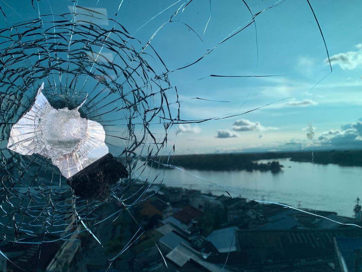 Bullet hole in government office in Quibdó, Colombia. Credit: Alfie Pannell
