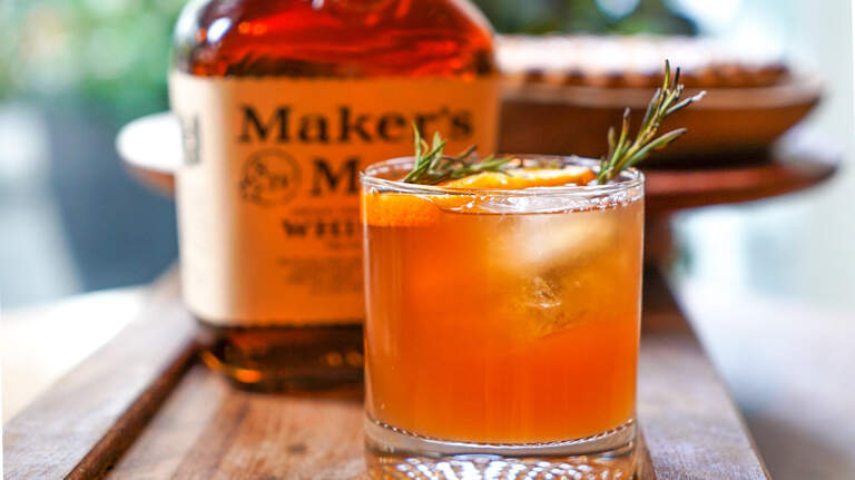 Get some much-needed cheer with this recipe for an apple pie-inspired bourbon cocktail