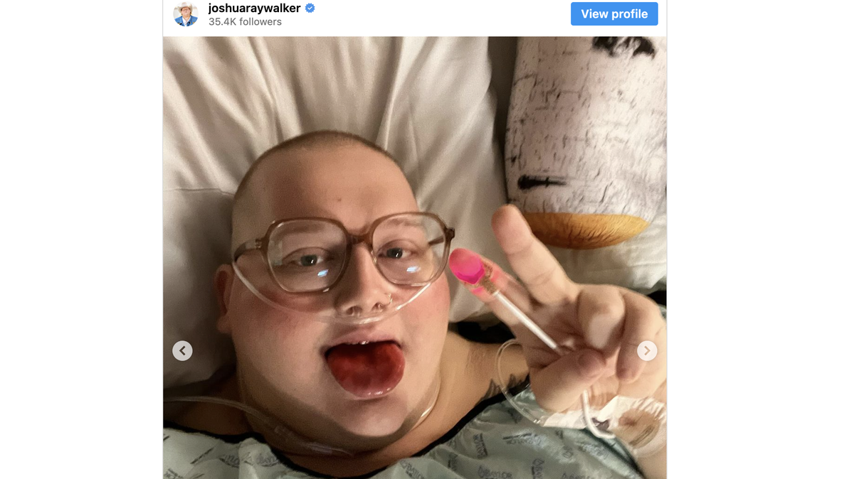 Joshua Ray Walker shares photo from his hospital bed.