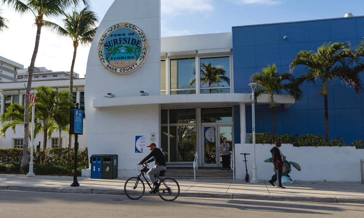 A view of Surfside Town Hall during the presidential primary and local election in Miami-Dade County on Tuesday, March 19, 2024, in Surfside, Florida.