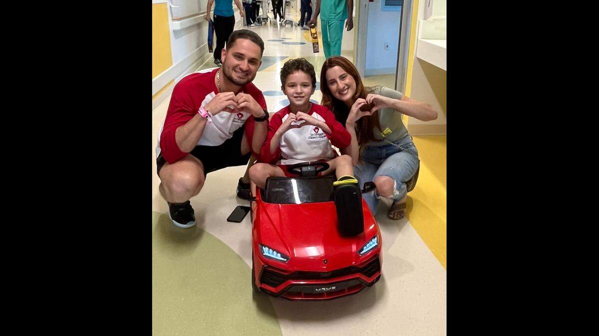 Tras dos meses en cuidados intensivos en el Hospital Infantil Joe DiMaggio en Hollywood, Jacob, de 7 años, fue dado de alta el 22 de febrero.