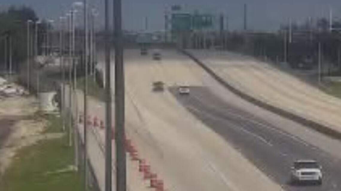 Turnpike traffic reopened after gas line hit at Hollywood construction site