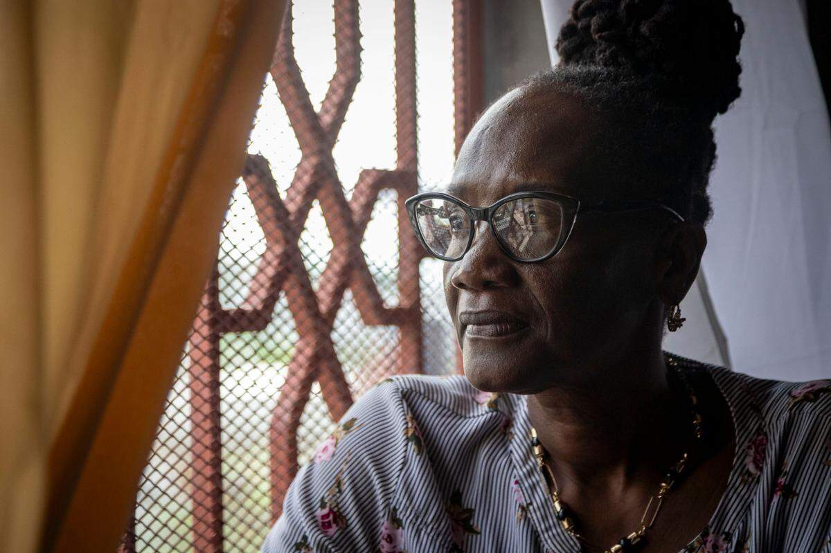 Lamercie Charles-Pierre, a women’s rights advocate, runs one of the few shelters in Haiti for girls and women who survive rape. She founded Òganizasyon Fanm Vanyan an Aksyon (Strong Women in Action Organization) in 2008. The center, a UNICEF partner, was forced to relocate to Pétion-Ville last year after gangs took over its previous neighborhood. The new location can’t meet the surging demand for services.