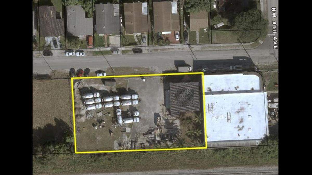 An overhead view of 830 NW 73rd St. in North Miami-Dade from the Miami-Dade County online property records.