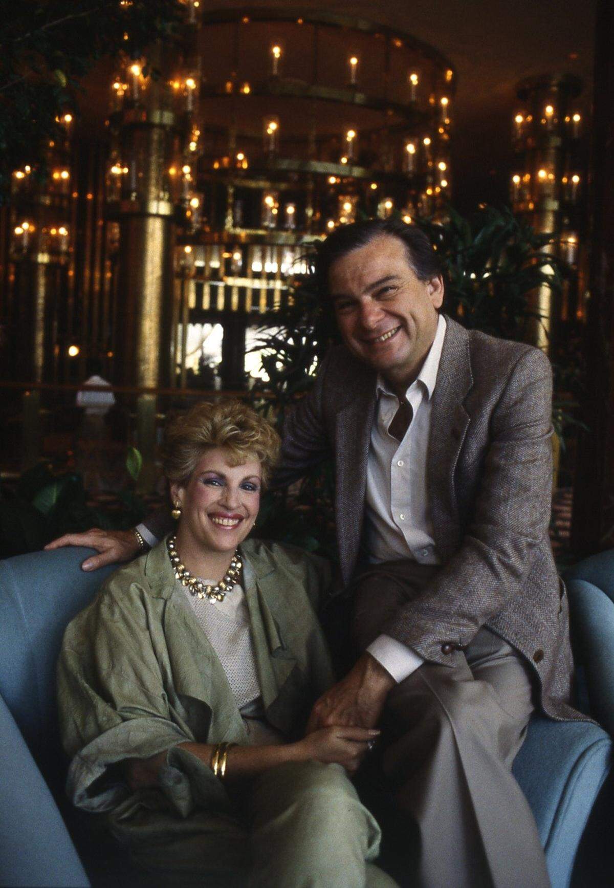 Irving and Marge Cowan, owners of Diplomat hotel in Hollywood