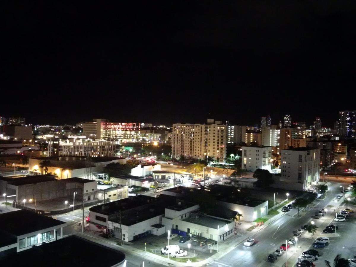 El estacionamiento es valioso en Miami Beach, ya sea en North Beach o en South Beach, vista aquí desde la zona de Sunset Harbour.
