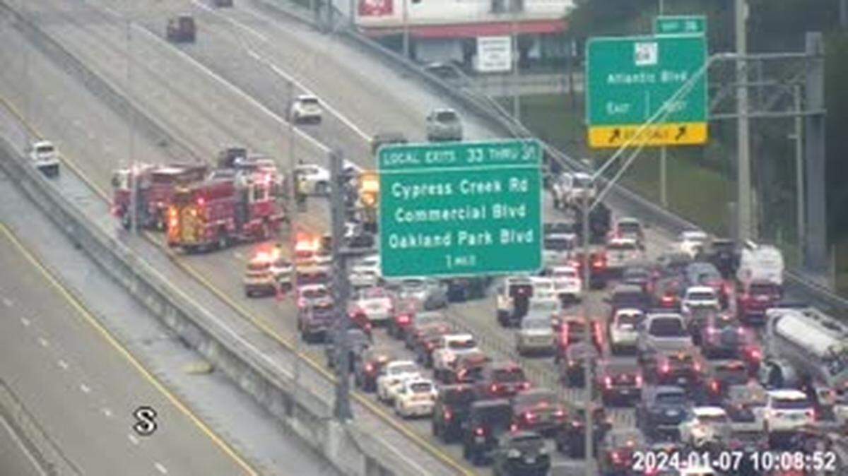 Interstate 95’s southbound lanes at full stop north of the Atlantic Boulevard exit.