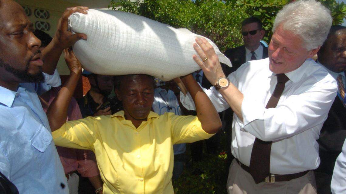 Clinton can’t escape blame in Haiti’s failed recovery from the earthquake, critics say