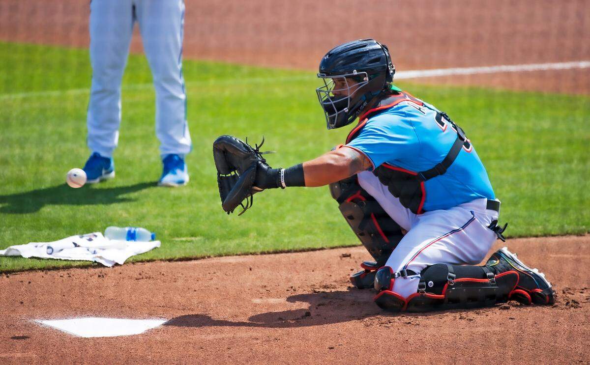 Miami Marlins catcher Jorge Alfaro (38) practice before the start of their spring training baseball game against the New York Mets at Roger Dean Chevrolet Stadium on Wednesday, March 17, 2021 in Jupiter, Florida.