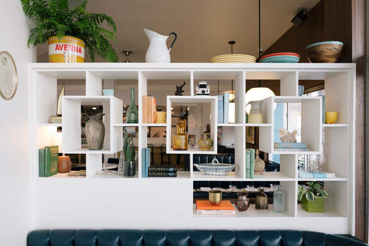 Gregory’s Diner at the Vagabond Motel hopes to give off a ’50s diner vibe with surprising dishes by Mandolin’s Roel Alcudia.