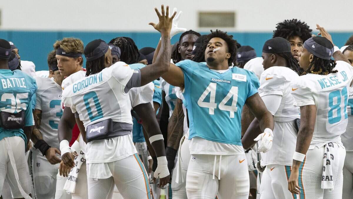 Robinson explains why he's a ‘whole different player.' And more Dolphins updates