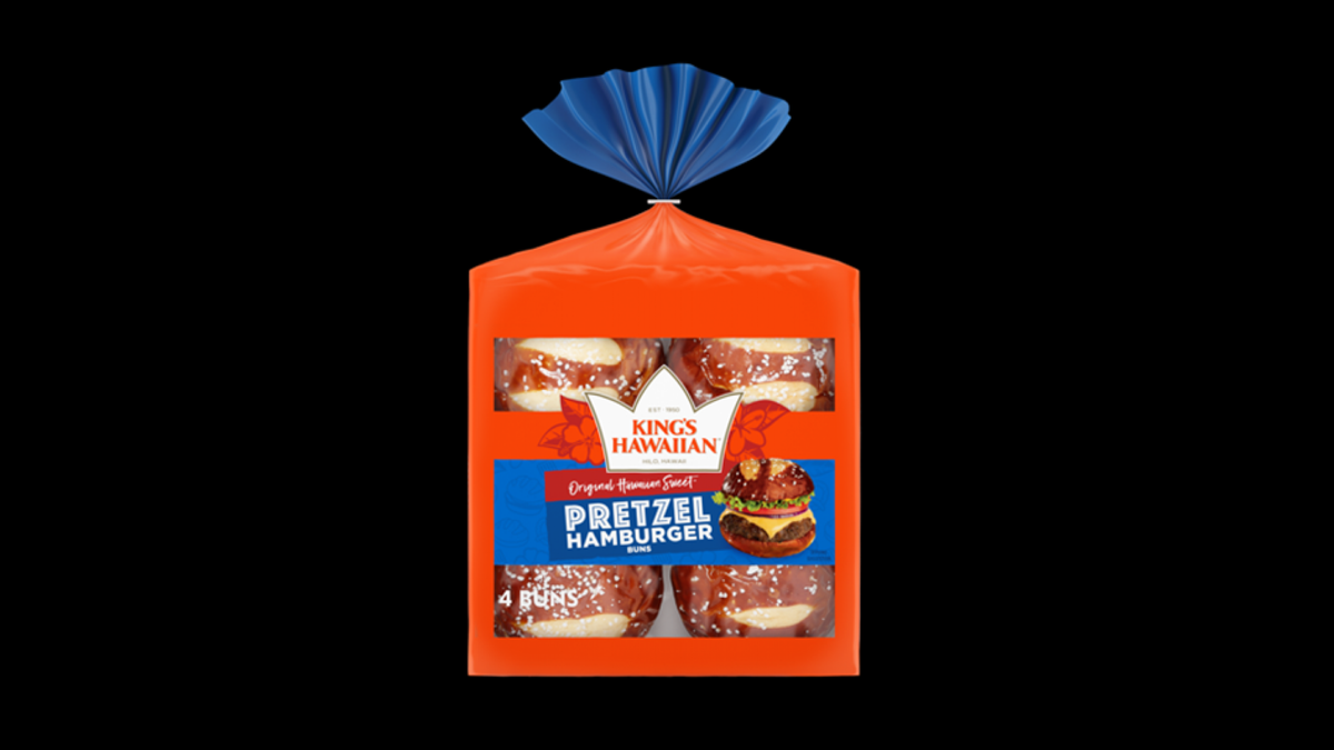 King’s Hawaiian Pretzel Hamburger buns