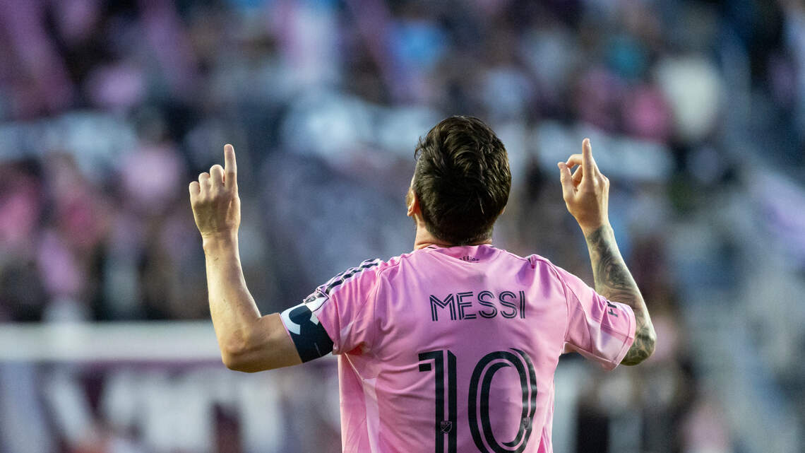 Greg Cote’s Hot Button Top 10: Messi rides 2-2 Train, PSG-Chelsea, MLB’s stage & more