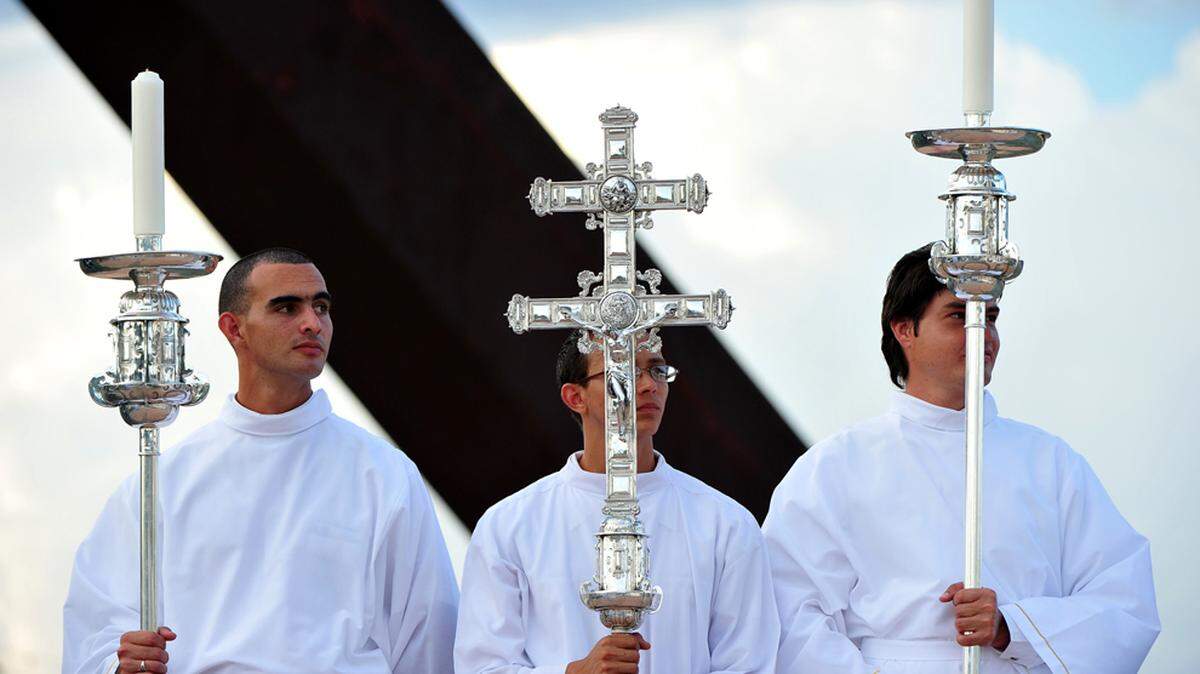 Prelates attend Pope Benedict XVI’s 2012 holy Mass on the occasion of the 400th anniversary of the the discovery of the image of the “Virgen de la Caridad del Cobre” at Antonio Maceo square in Santiago de Cuba.