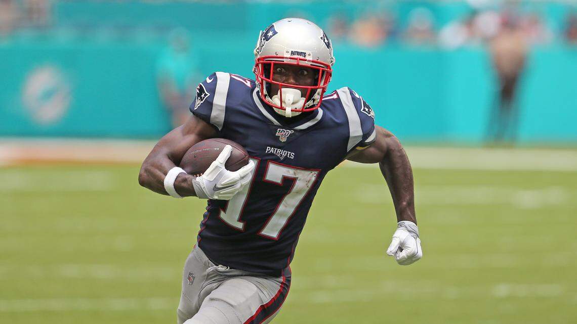 NFL suspends Miami native Antonio Brown at least 8 games for personal conduct violations