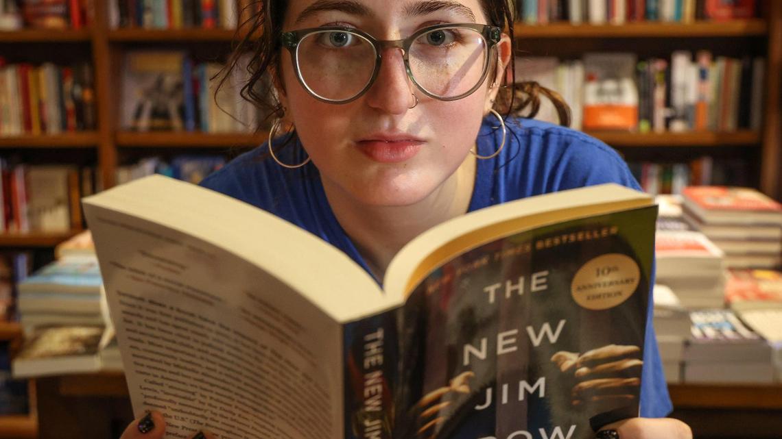 ‘Nobody should tell us what to be reading’: These Miami groups work to end book bans