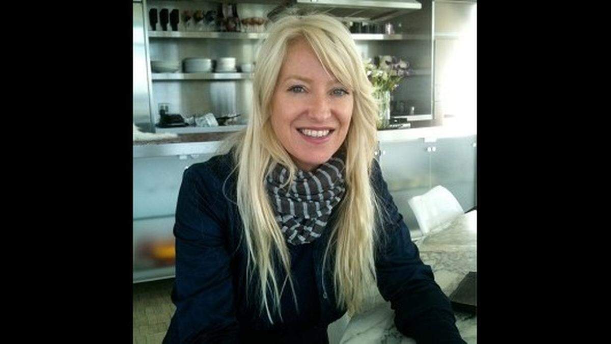 Alison Thompson, global humanitarian volunteer and author, is the Keynote Speaker at this year’s Mango Writers Conference Aug. 20 hosted by the South Florida Writers Association.