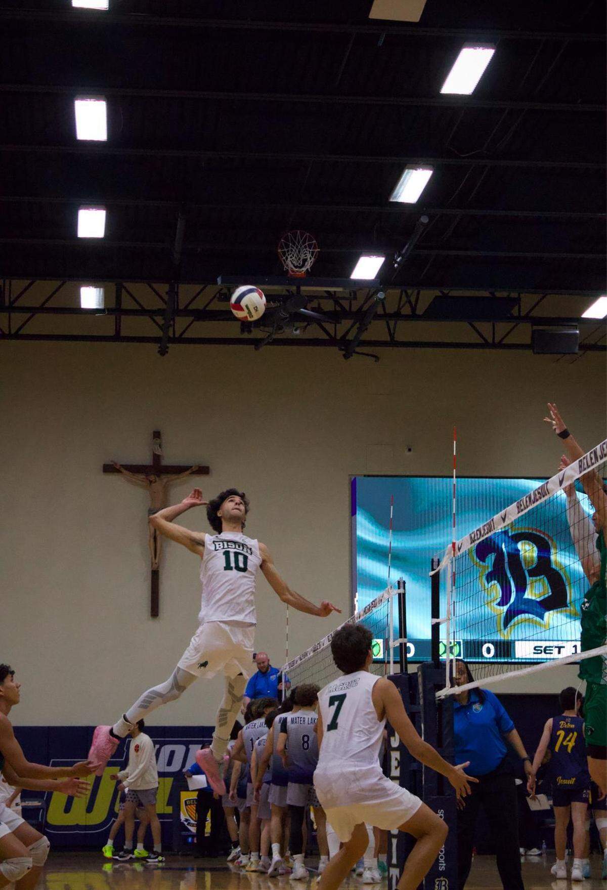 Reagan senior outside hitter Yeison Gonzalez is one of the Miami Herald’s Boys’ Volleyball Players of the Year for Miami-Dade County