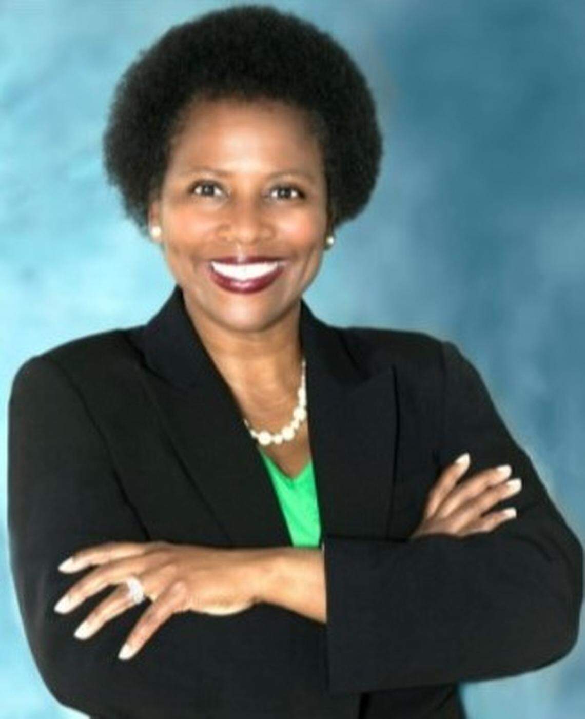 La-Shanda West is running against incumbent Dorothy Bendross-Mindingall for the Miami-Dade School Board District 2 seat.
