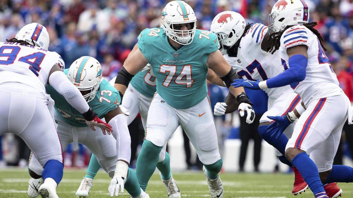 Miami Dolphins offensive tackle Liam Eichenberg (74) blocks during an NFL football game, Sunday, Oct. 31, 2021 in Orchard Park, NY. (AP Photo/Matt Durisko)