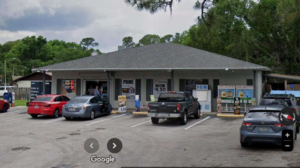 Brenda Dozier bought her $5 ticket at Upsala Grocery in Sanford, officials said. The store got a $2,000 bonus commission for selling a winning ticket, Florida Lottery officials said.