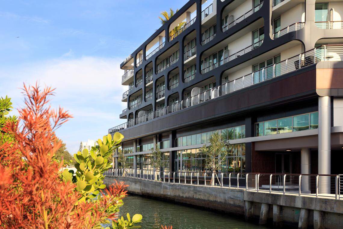 The exterior of the hotel was designed by Miami architect Kobi Karp.