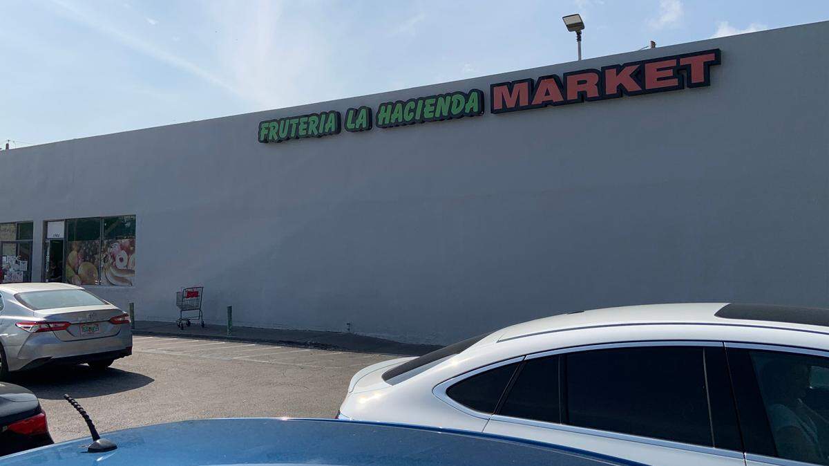 Fruteria La Hacienda Market, 17052 W. Dixie Hwy. in North Miami Beach