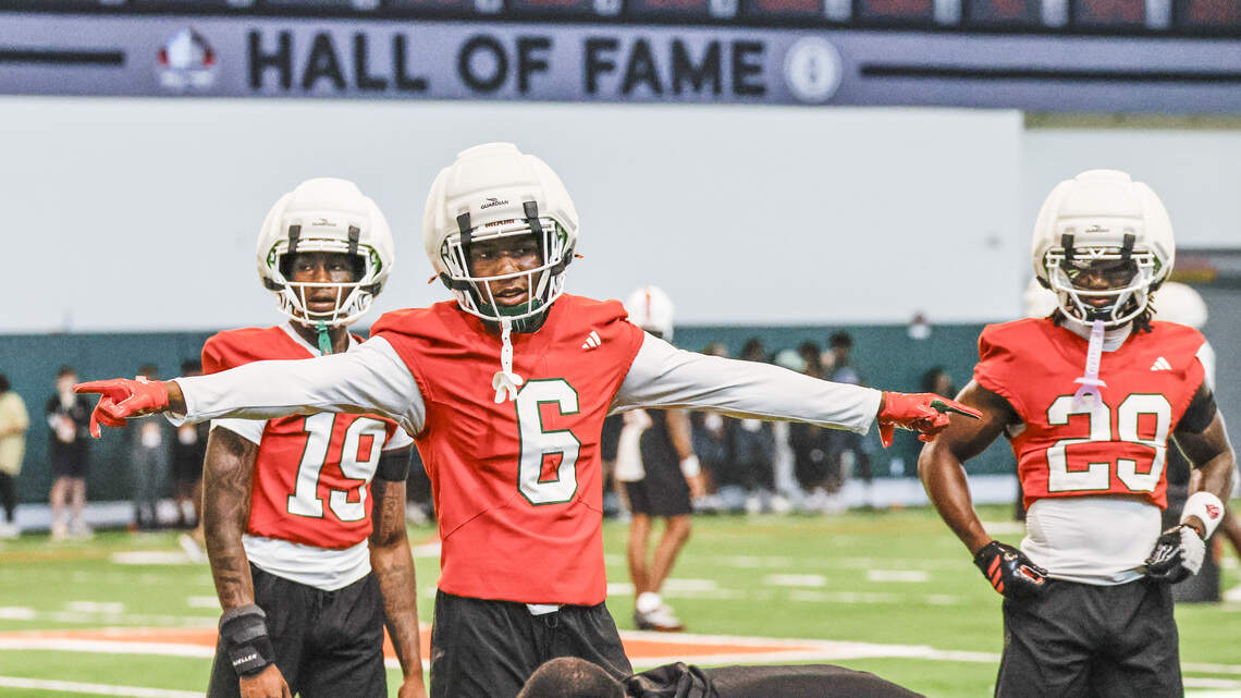 Miami Hurricanes update Xavier Lucas’ status for Clemson game