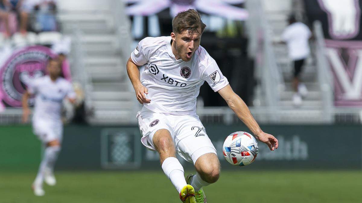 Inter Miami midfielder Indiana Vassilev (29) stops the ball midair against New York City FC during the first half of their MLS soccer match at DRV PNK Stadium on Saturday, October 30, 2021, in Fort Lauderdale, Florida.