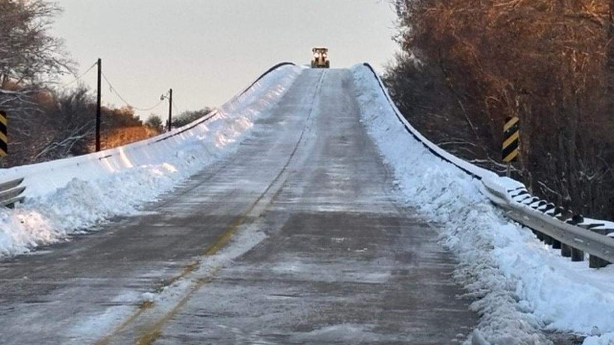 This was the bridge over Lake Arthur on Louisiana Highway 14 on Tuesday afternoon.