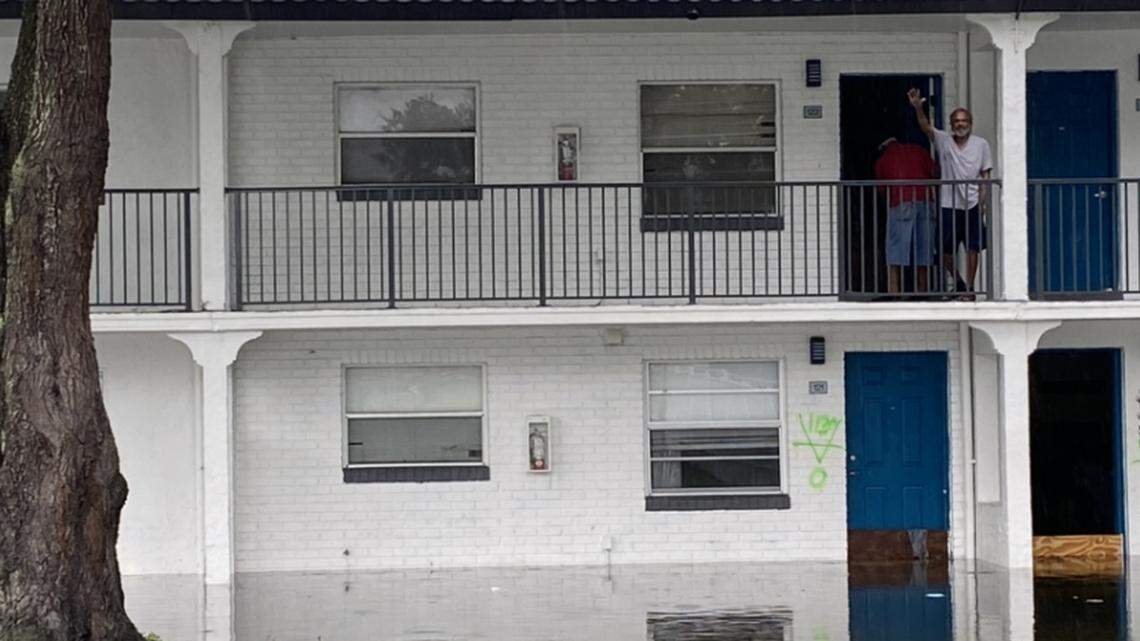 ‘It all got wiped out’: Residents rescued from flooded Kissimmee apartments