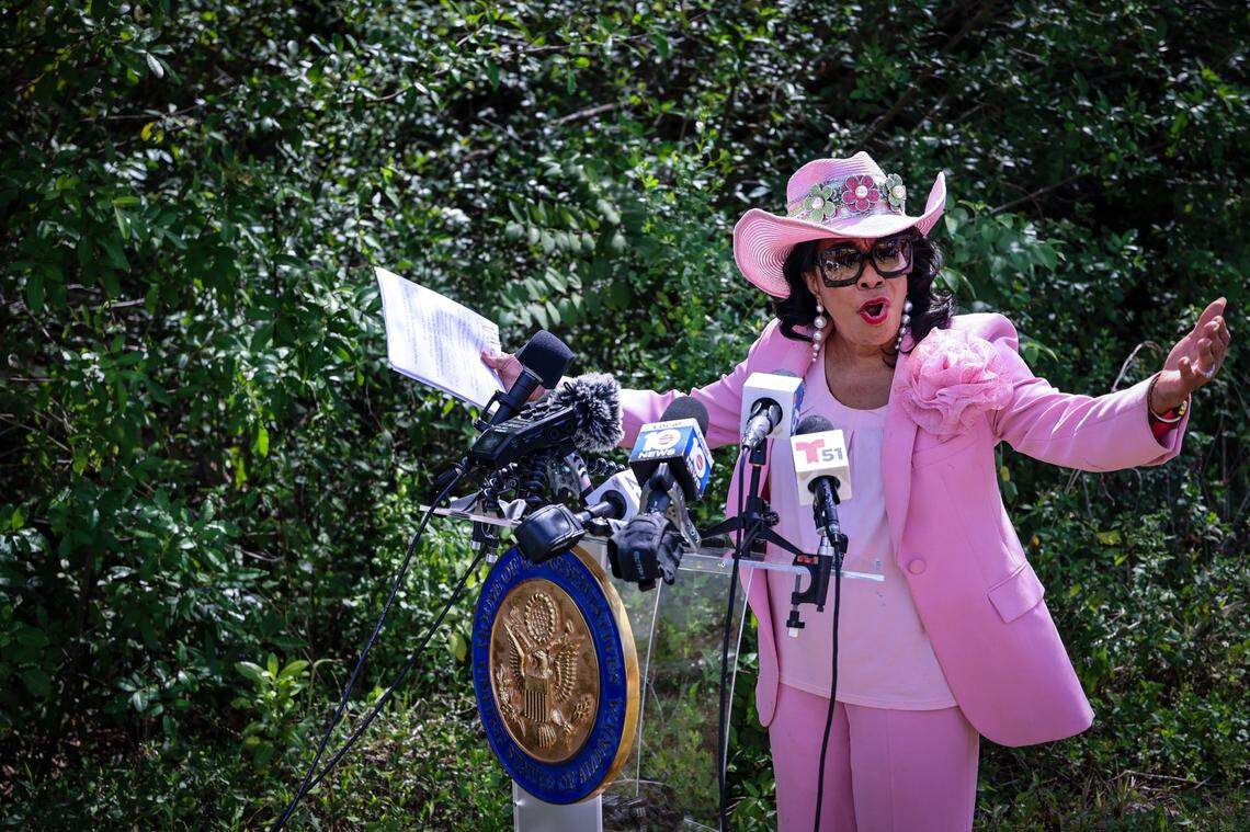 After visiting the Krome Detention Center, Congresswoman Frederica Wilson said the facility is expanding by building plexiglass tents to house hundreds of people. The expansion comes amid reports of severe overcrowding, according to attorneys, family members, and both current and former detainees who have spoken to the Herald.