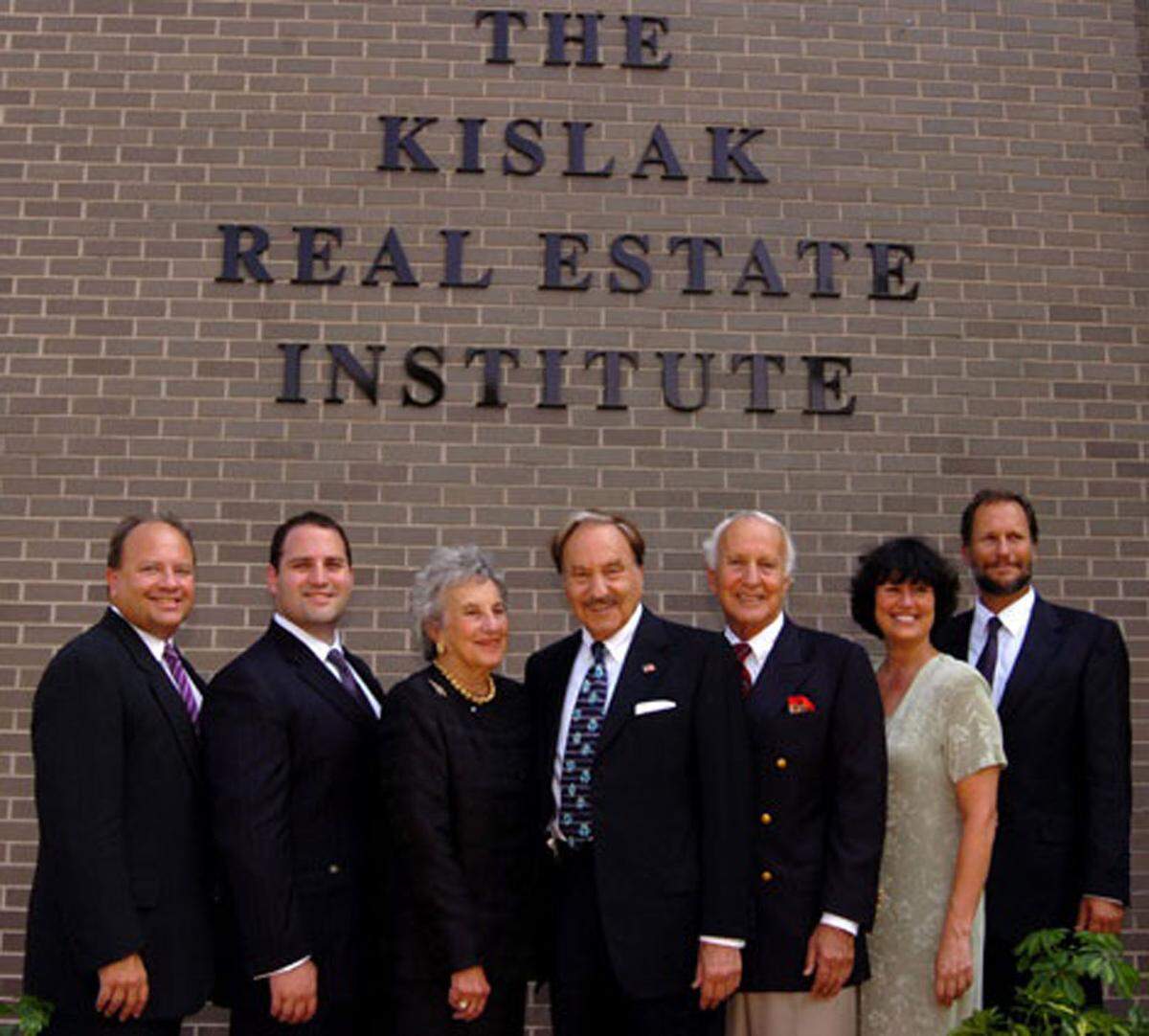 The Kislak Organization. Pictured (L to R): Jonathan Kislak (third generation), Jason Kislak (fourth generation), Sima Kislak Jelin, Jay I. Kislak (second generation), David Kislak, Paula Kislak and Philip Kislak.