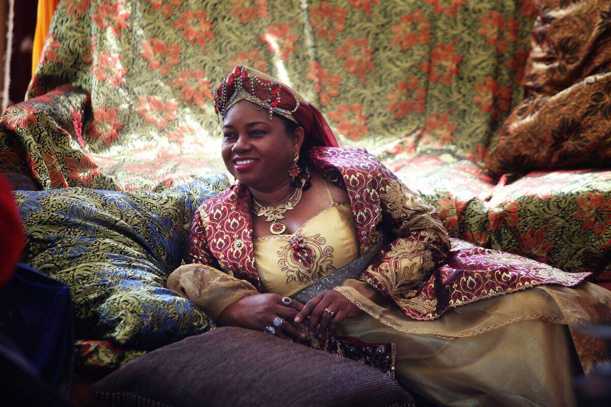 Who cares about the heat when you are covered in the finest fabrics?