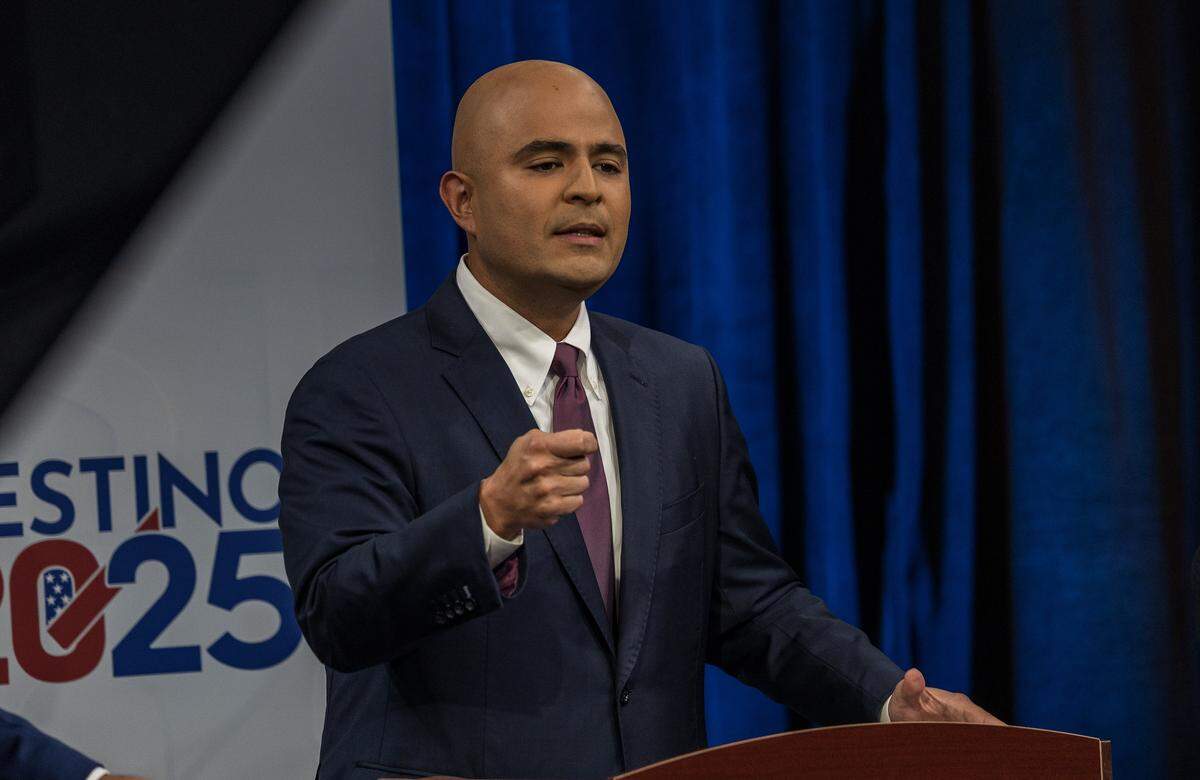 Councilman Jesus Tundidor speaks during a Hialeah mayoral debate Wednesday night at Univision 23 ahead of the Nov. 4 elections.