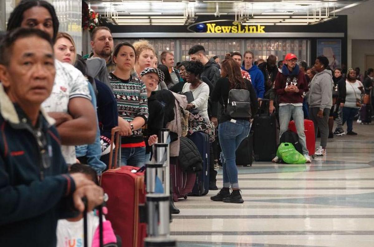 After being closed because of flooding, Fort Lauderdale’s airport was flooded with passengers after reopening Monday morning.
