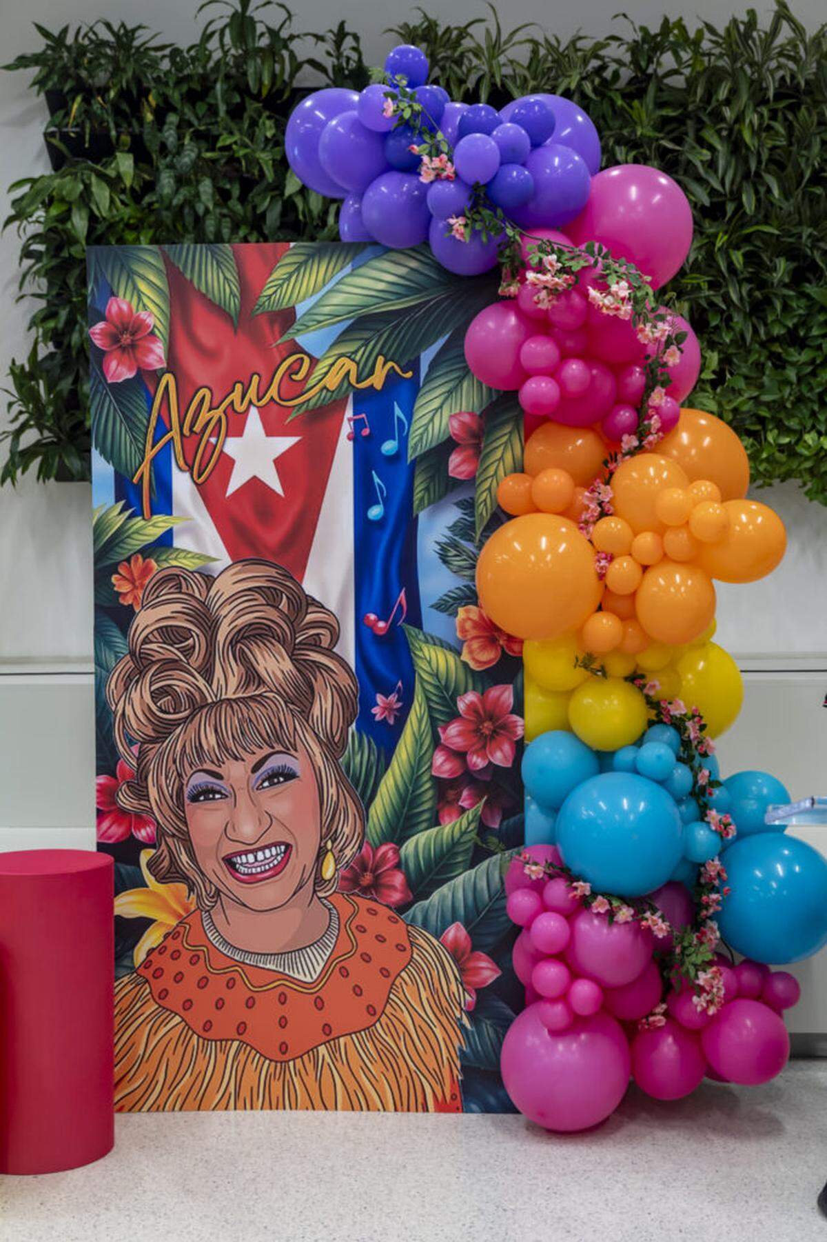 The exhibition shows Celia Cruz’s connection to Miami and MOAD’s home, the Freedom Tower. Her wake was held there at her request. She also performed ‘Por si acaso no regreso’ on the steps of the Freedom Tower in 2001.