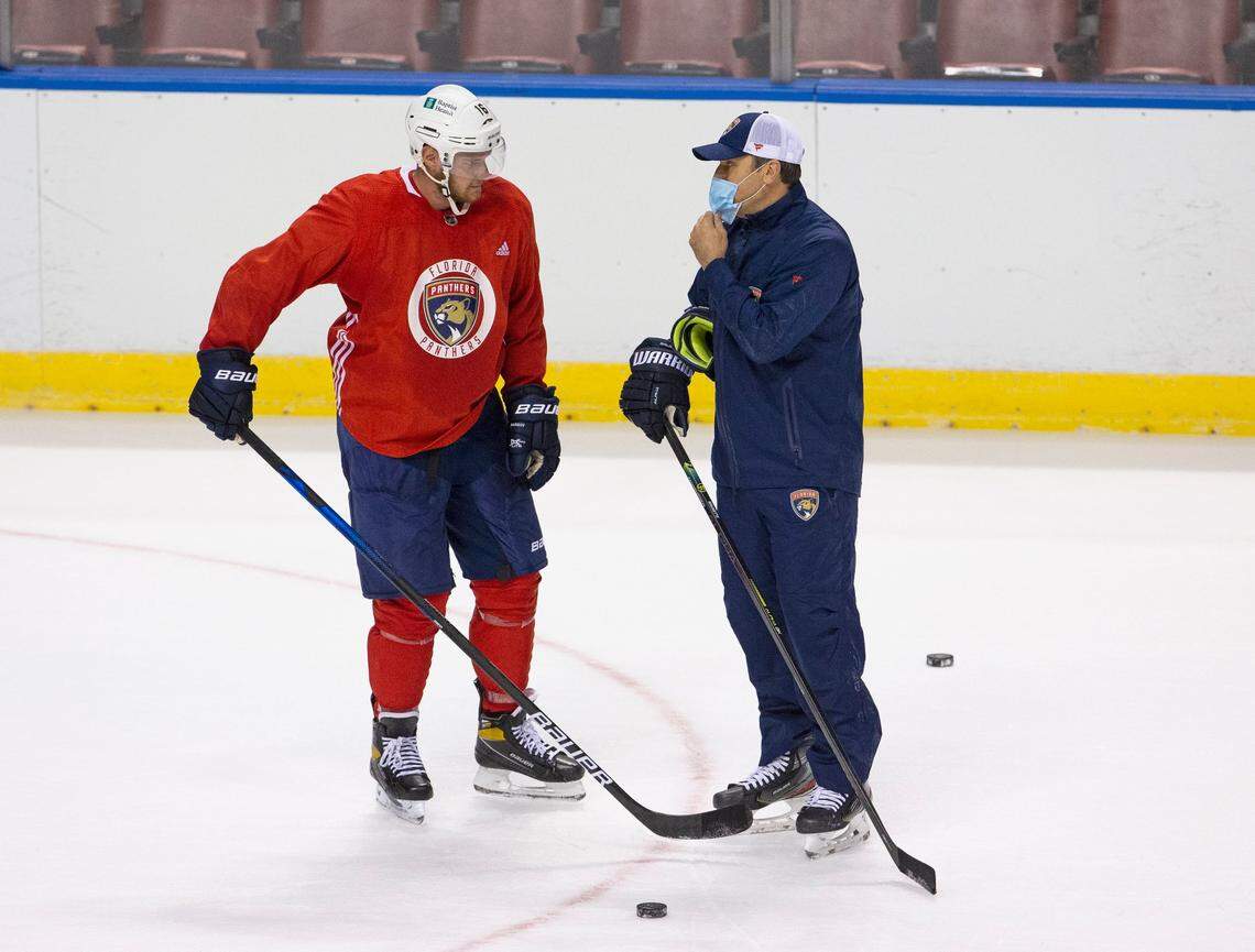 Florida Panthers assistant coach Andrew Brunette talks Panthers center Aleksander Barkov (16) during the first practice of training camp in preparation for the 2020-21 NHL season at the BB&T Center on Monday, January 4, 2021 in Sunrise.