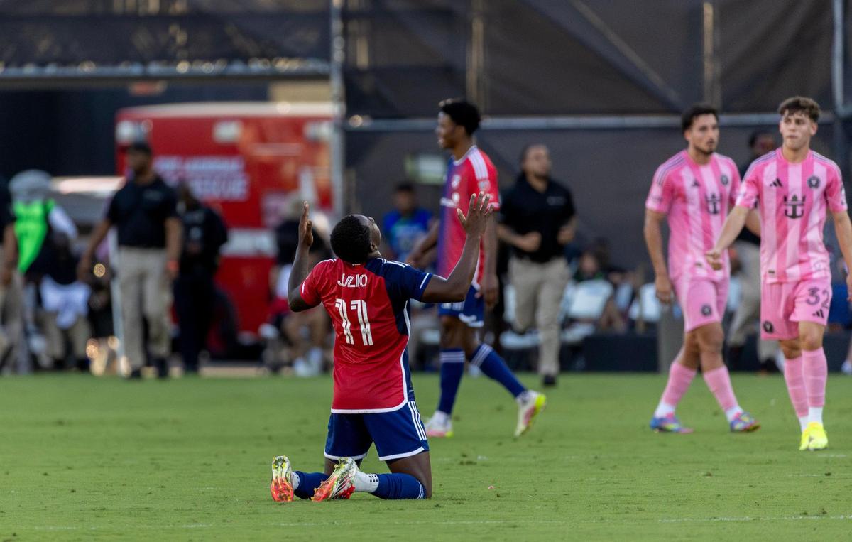 FC Dallas midfielder Anderson Julio (11) celebrates after a 4-3 victory over Inter Miami in an MLS match at Chase Stadium on Sunday, April 27, 2025, in Fort Lauderdale, Fla.