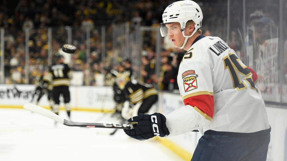 May 12, 2024; Boston, Massachusetts, USA; Florida Panthers center Anton Lundell (15) bounces a puck of the blade of his stick during warmups prior to game four of the second round of the 2024 Stanley Cup Playoffs against the Boston Bruins at TD Garden.