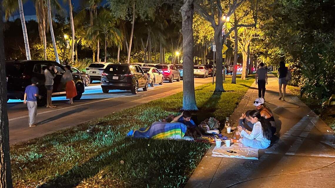 After thousands stuck on Key Biscayne for hours, traffic officials reopen part of causeway